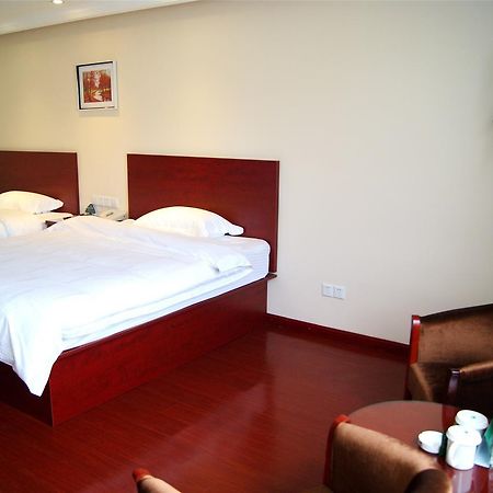 Greentree Inn Anhui Huaibei Renmin Road Business Hotel Екстер'єр фото